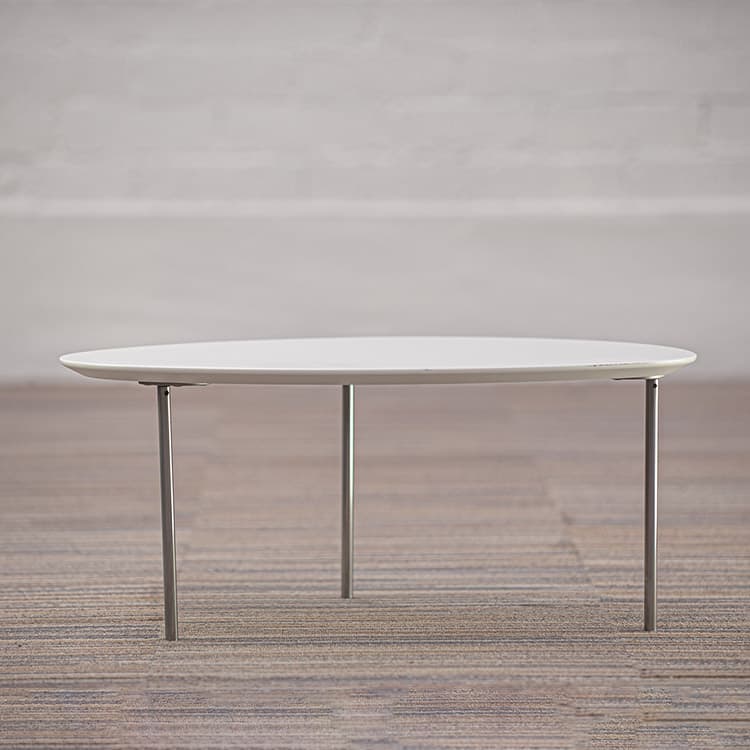 STUA Eclipse Table d’appoint Ellipse B71xD56xH30 - plastique blanc / blanc plaque de base – Image 2
