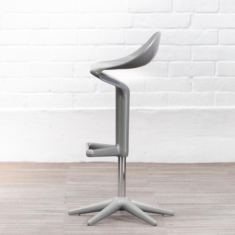 KARTELL Spoon Tabouret de bar pivotant design Antonio Citterio & Toan Nguyen - plastique gris / plastique et métal gris base étoile – Image 4