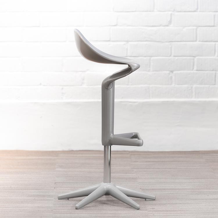 KARTELL Spoon Tabouret de bar pivotant design Antonio Citterio & Toan Nguyen - plastique gris / plastique et métal gris base étoile – Image 8