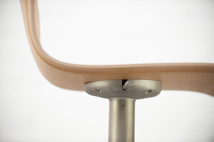 LAPALMA Thin Tabouret de bar pivotant design Kerri Monni - bois clair / acier gris plaque de base – Image 10