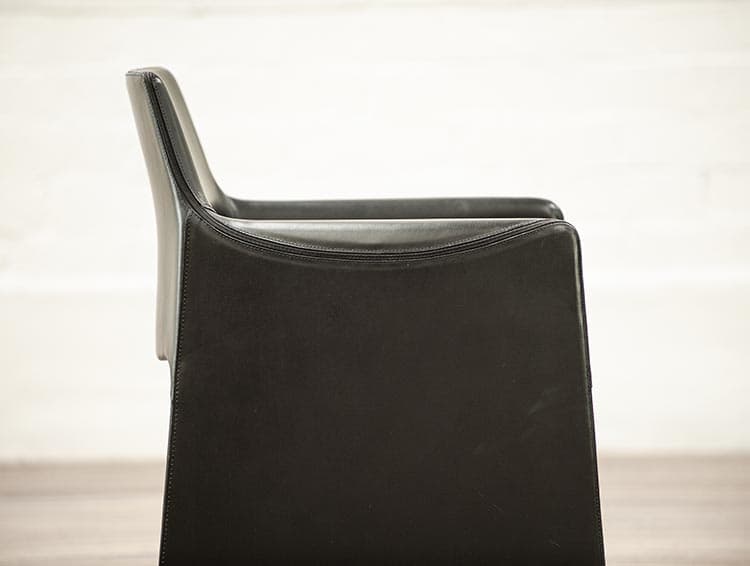 Set van 4x ARPER CORTE Salonset design Rodolfo Dordoni B56xD47xH80 - zwart leder - Afbeelding 13