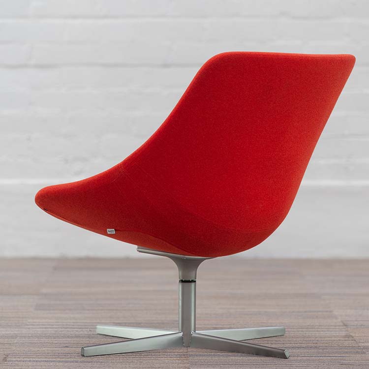LAPALMA AUKI S113 Chaise lounge design Hee Welling - tissu orange / aluminium base étoile – Image 7
