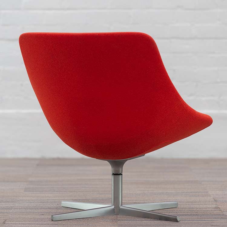 LAPALMA AUKI S113 Chaise lounge design Hee Welling - tissu orange / aluminium base étoile – Image 9