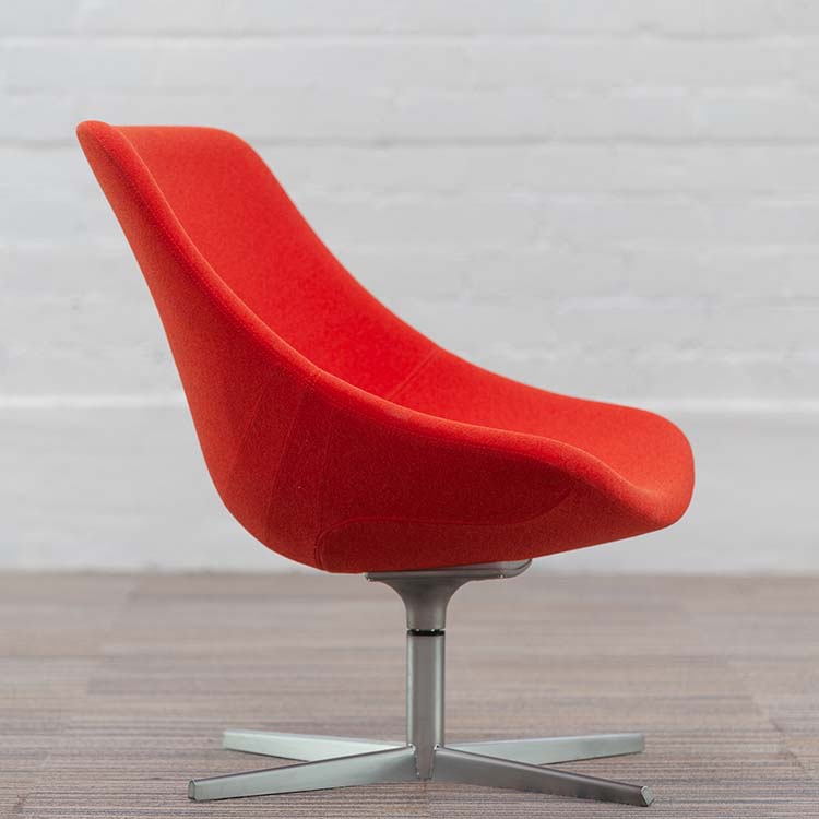 LAPALMA AUKI S113 Chaise lounge design Hee Welling - tissu orange / aluminium base étoile – Image 12