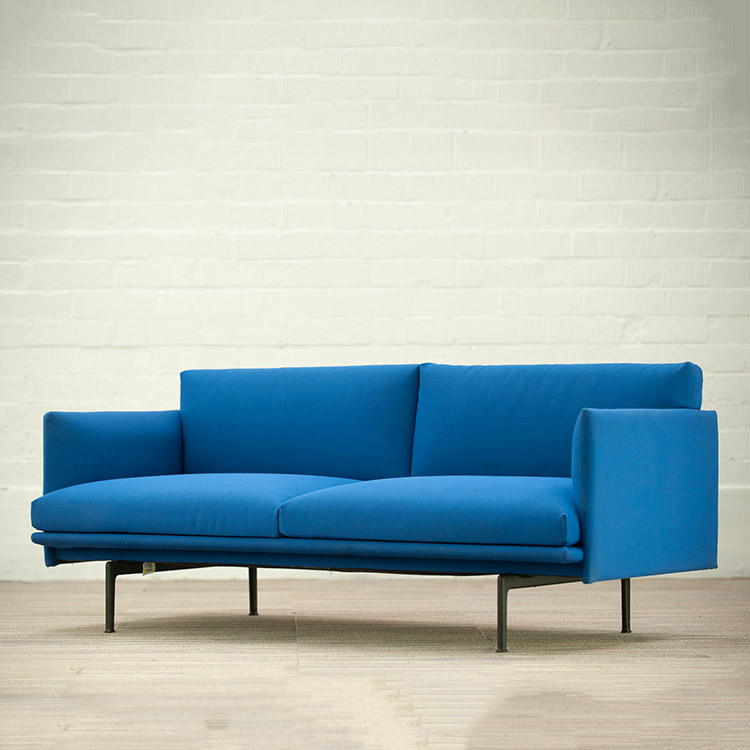 MUUTO Outline Remix 163 Sofa Zitbank 3-zit design Anderssen & Voll B170xD84xH71 - blauw stof / alu zwart vierpoot - Afbeelding 2