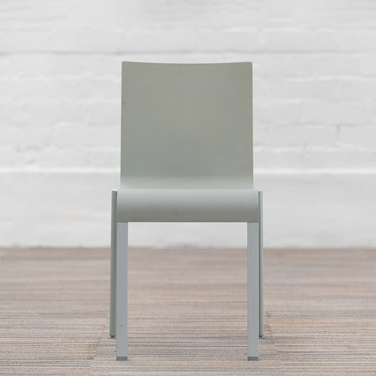 VITRA .03 Design Stoel design Maarten van Severen - grijs kunststof / alu vierpoot