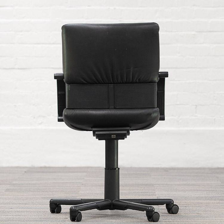 VITRA Figura Bureaustoel design Mario Bellini - zwart leer / zwart metaal kruisvoet - Afbeelding 8