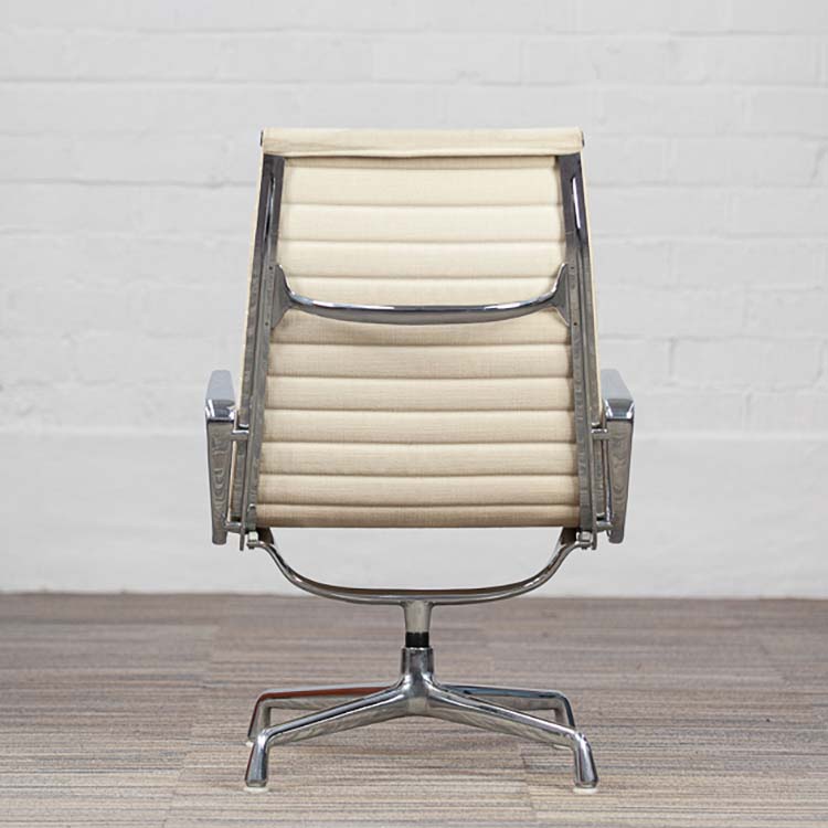 HERMAN MILLER EA116 Fauteuil de direction vintage années 1970 design Charles and Ray Eames - tissu beige / chrome base étoile – Image 7