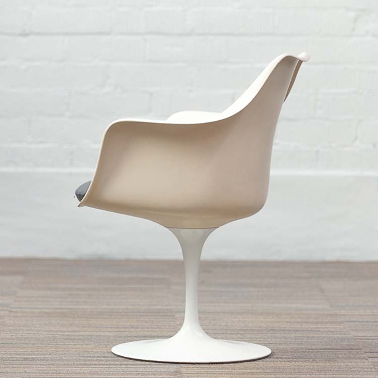 KNOLL Tulip Armchair vintage Chaise de réunion original années 1960 design Eero Saarinen - plastique blanc / tissu bleu / métal blanc plaque de base – Image 6
