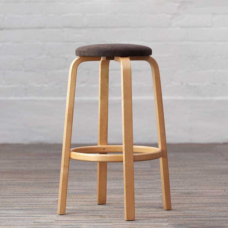 ARTEK Bar Stool 64 Tabouret de bar retapissé design Alvar Aalto - tissu marron / bois clair quatre pieds – Image 2