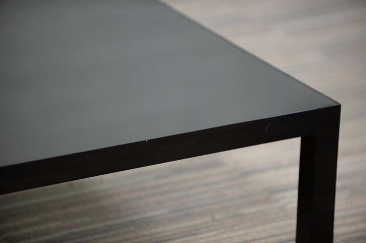 Table basse B180xD80xH30 - verre noir / métal noir quatre pieds – Image 6