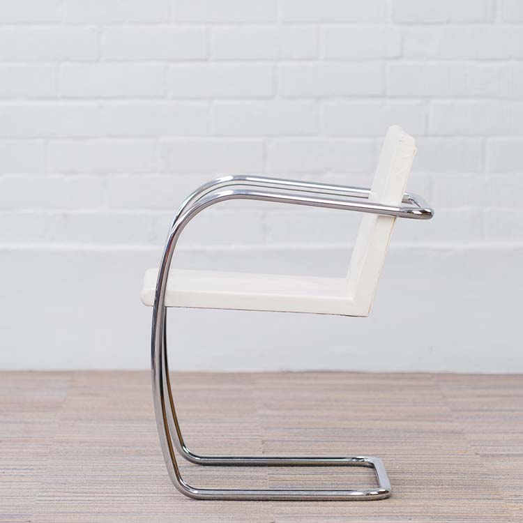 KNOLL Brno Tubular Chair Vergaderstoel design Ludwig Mies van der Rohe - wit leder / chrome sledepoot - Afbeelding 3