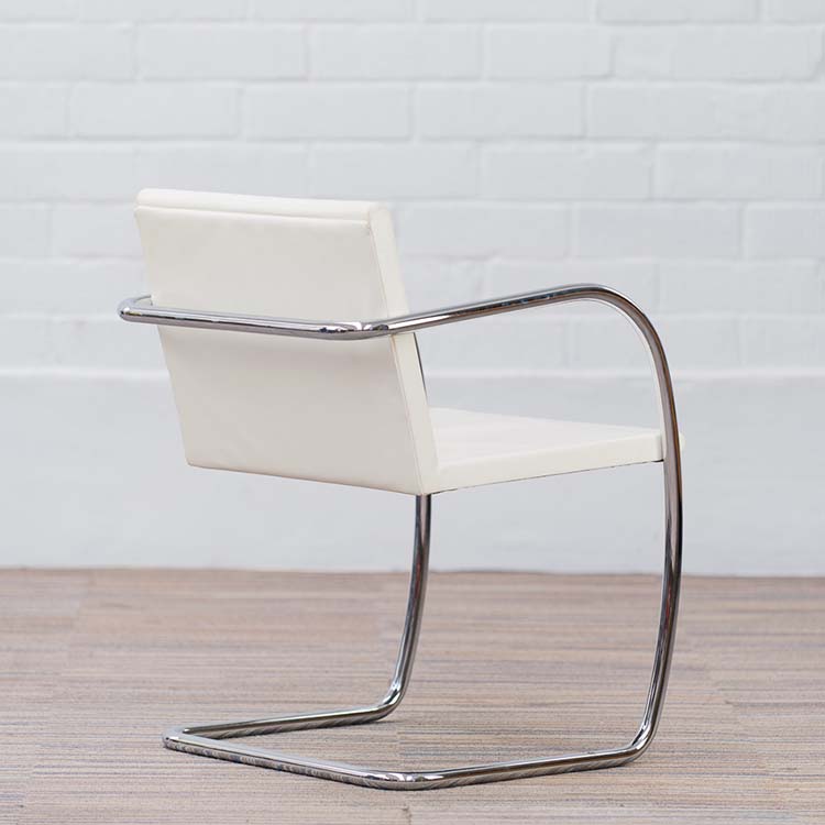 KNOLL Brno Tubular Chair Vergaderstoel design Ludwig Mies van der Rohe - wit leder / chrome sledepoot - Afbeelding 6
