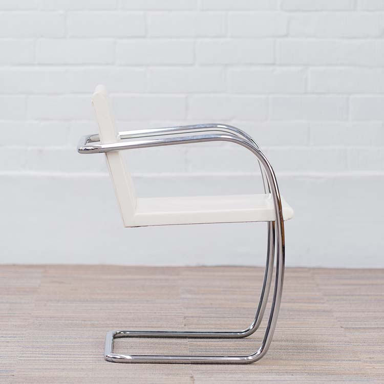 KNOLL Brno Tubular Chair Vergaderstoel design Ludwig Mies van der Rohe - wit leder / chrome sledepoot - Afbeelding 7