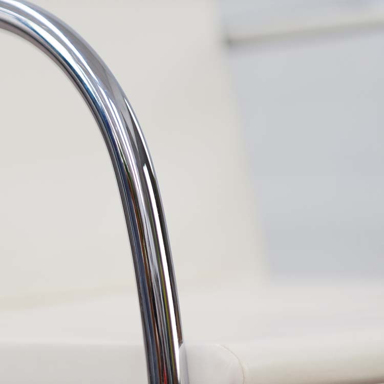 KNOLL Brno Tubular Chair Vergaderstoel design Ludwig Mies van der Rohe - wit leder / chrome sledepoot - Afbeelding 10
