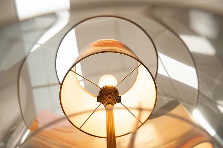 MOOOI Light Shade Lampadaire design Jurgen Bey B52xD52xH147 - gris brillant / chrome pied central – Image 8
