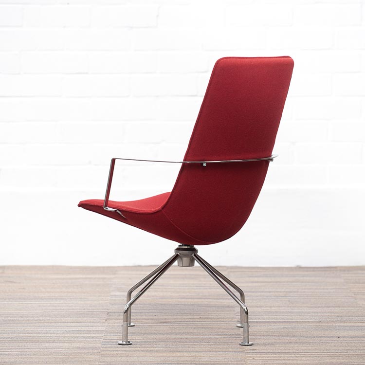 LAMMHULTS Comet Easy Chair Chaise lounge design Gunilla Allard - tissu rouge vin / chrome quatre pieds – Image 4