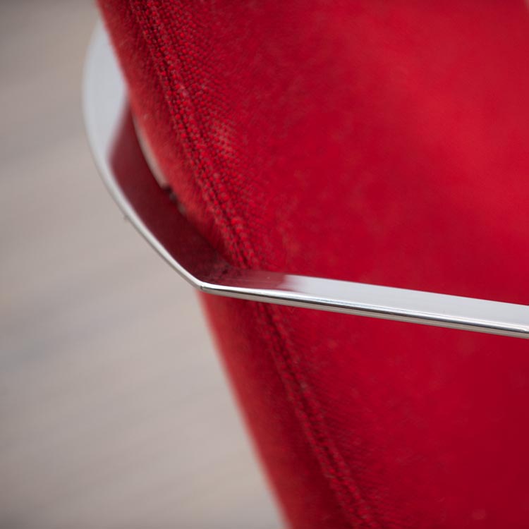 LAMMHULTS Comet Easy Chair Chaise lounge design Gunilla Allard - tissu rouge vin / chrome quatre pieds – Image 15
