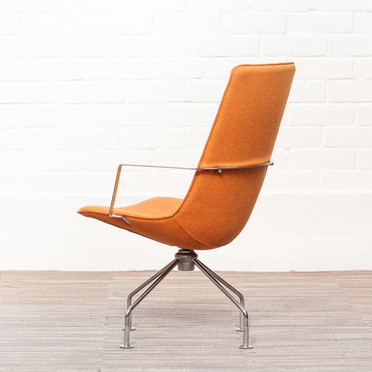 LAMMHULTS Comet Easy Chair Chaise lounge design Gunilla Allard - tissu orange / chrome quatre pieds – Image 5