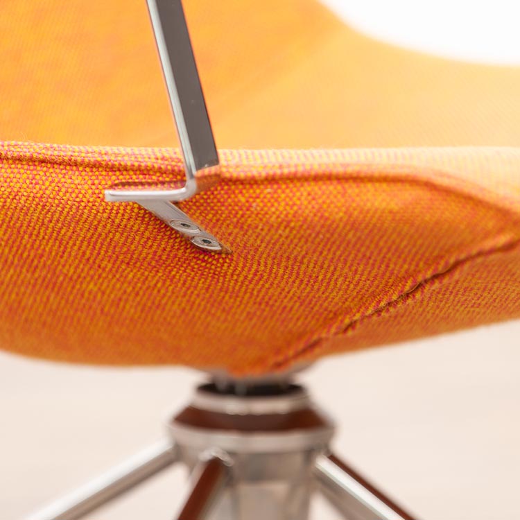 LAMMHULTS Comet Easy Chair Chaise lounge design Gunilla Allard - tissu orange / chrome quatre pieds – Image 17