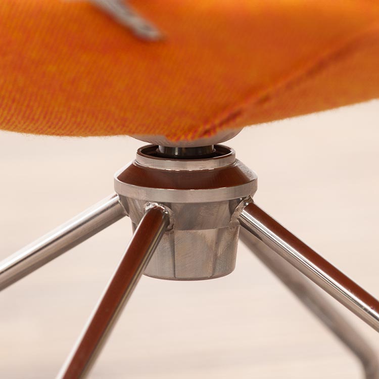 LAMMHULTS Comet Easy Chair Chaise lounge design Gunilla Allard - tissu orange / chrome quatre pieds – Image 18