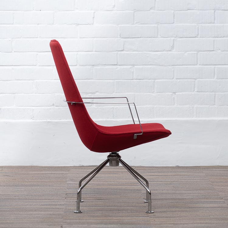 LAMMHULTS Comet Easy Chair Chaise lounge design Gunilla Allard - tissu rouge / chrome quatre pieds – Image 9