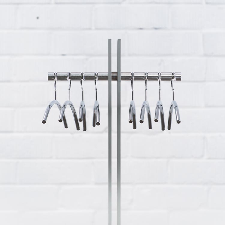 CASCANDO Standfree Porte-manteau design Onno de Knegt B44xL35xH175 - aluminium poli gris / aluminium et acier gris pied central – Image 2