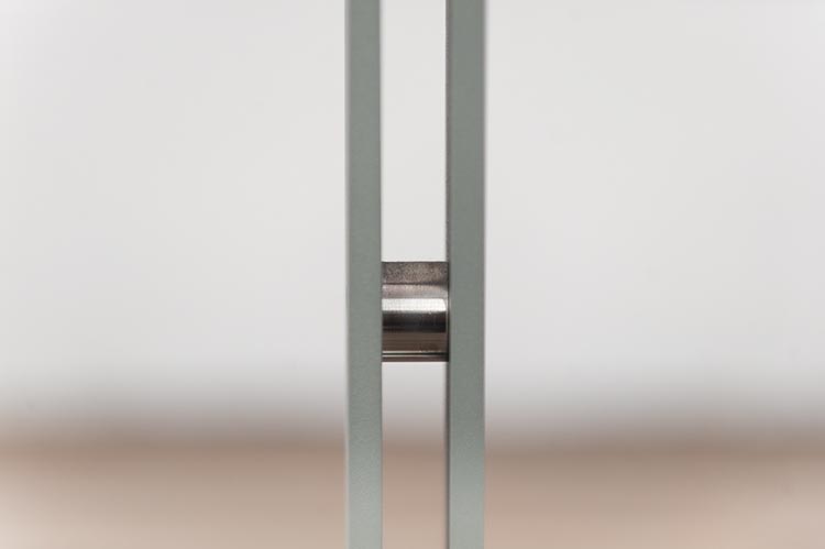 CASCANDO Standfree Porte-manteau design Onno de Knegt B44xL35xH175 - aluminium poli gris / aluminium et acier gris pied central – Image 11