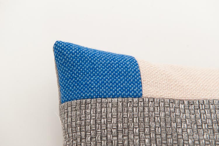 KUS-SEN Kussen design Susan van Heumen B55xL55 - verschillende tinten blauw / grijs / roos / wit in stof - Afbeelding 5