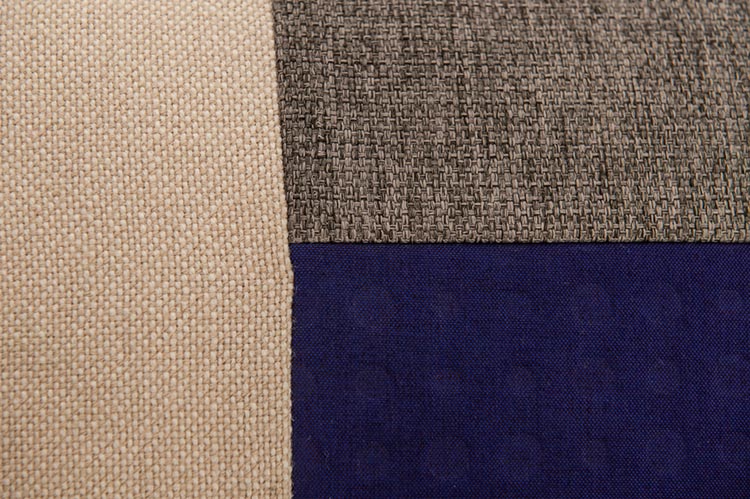 KUS-SEN Kussen design Susan van Heumen B50xL30 - grijs, donkerpaars en beige stof - Afbeelding 4