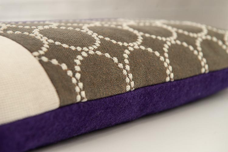 KUS-SEN Kussen design Susan van Heumen B50xL30 - grijs, donkerpaars en wit stof - Afbeelding 6