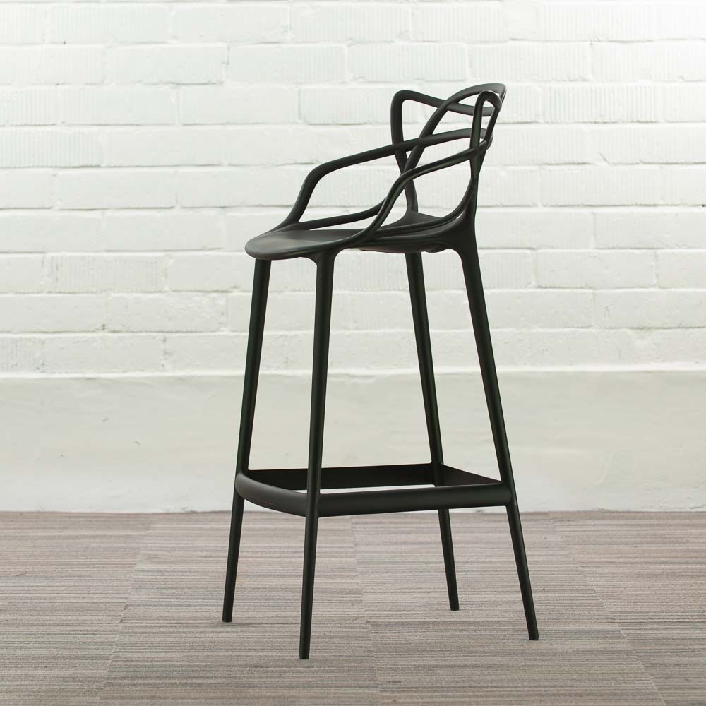 KARTELL Masters Stool Tabouret de bar design Philippe Starck and Eugeni Quitllet - plastique noir / plastique noir quatre pieds – Image 4