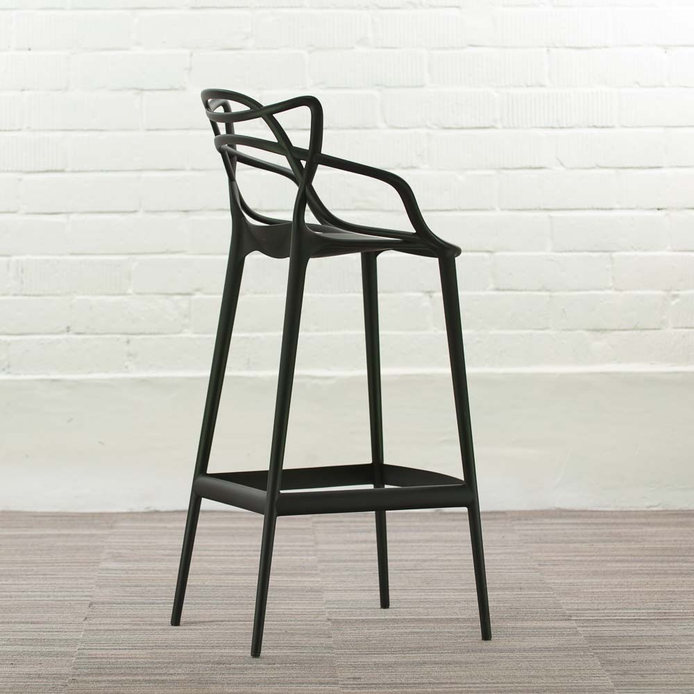 KARTELL Masters Stool Tabouret de bar design Philippe Starck and Eugeni Quitllet - plastique noir / plastique noir quatre pieds – Image 10