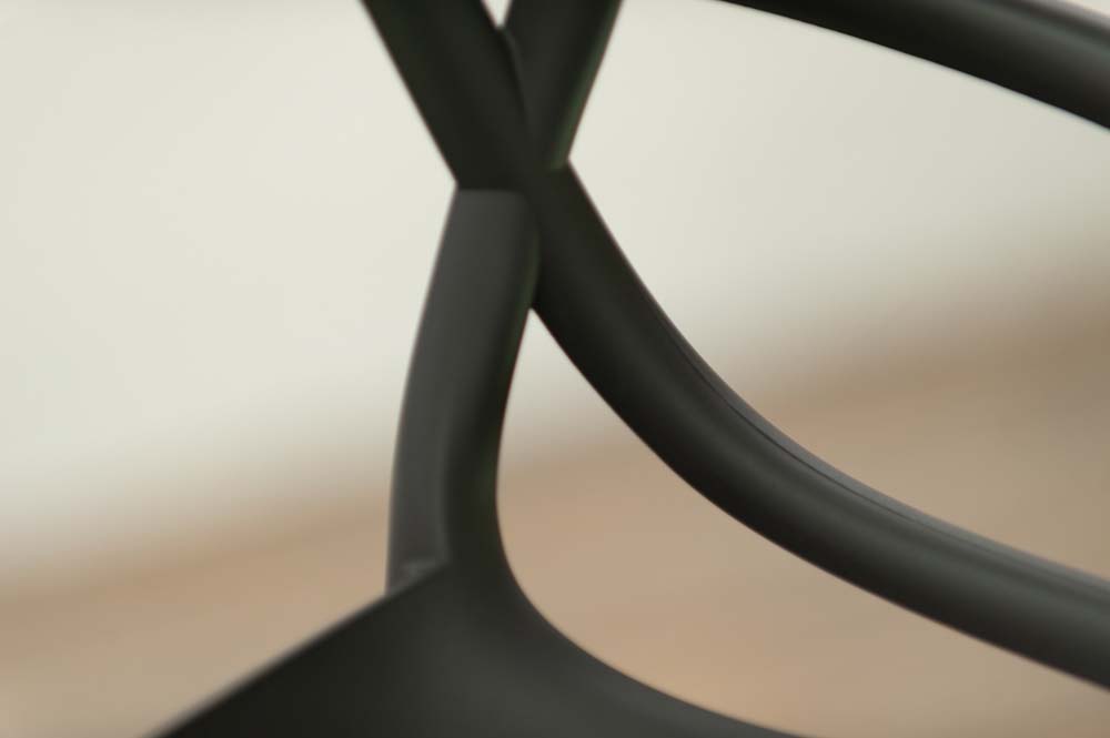 KARTELL Masters Stool Tabouret de bar design Philippe Starck and Eugeni Quitllet - plastique noir / plastique noir quatre pieds – Image 17