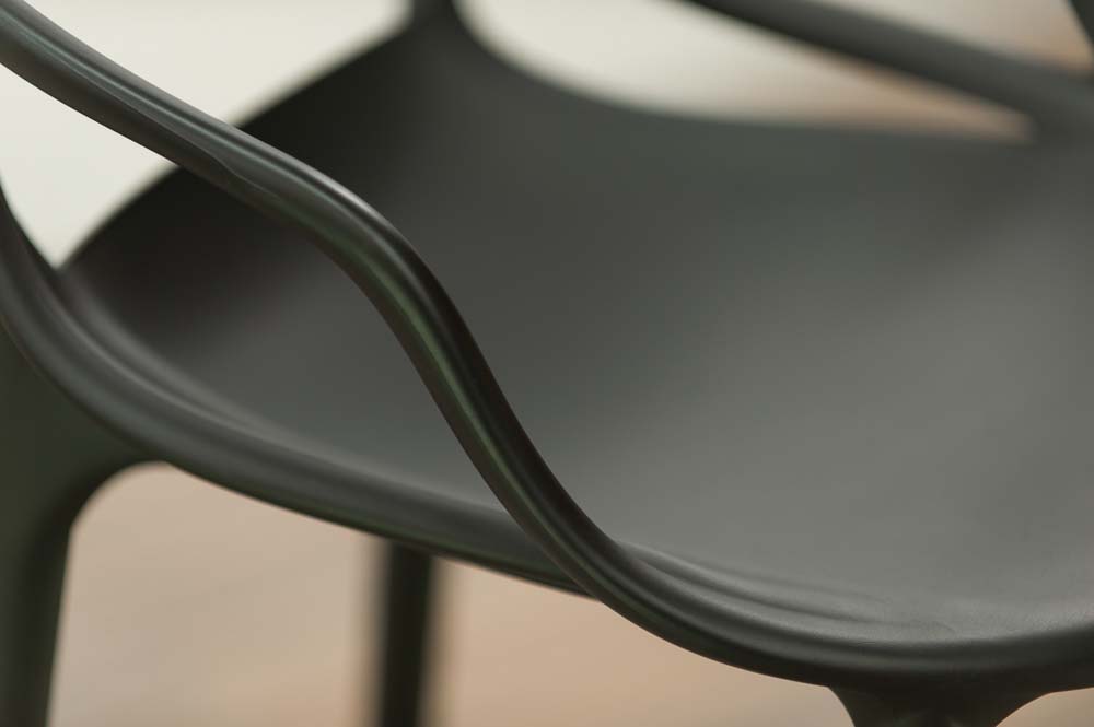 KARTELL Masters Stool Tabouret de bar design Philippe Starck and Eugeni Quitllet - plastique noir / plastique noir quatre pieds – Image 21
