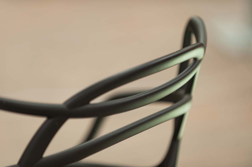 KARTELL Masters Stool Tabouret de bar design Philippe Starck and Eugeni Quitllet - plastique noir / plastique noir quatre pieds – Image 23
