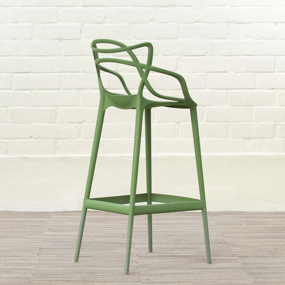 KARTELL Masters Stool Tabouret de bar design Philippe Starck and Eugeni Quitllet - platique vert sauge / platique vert sauge quatre pieds – Image 10
