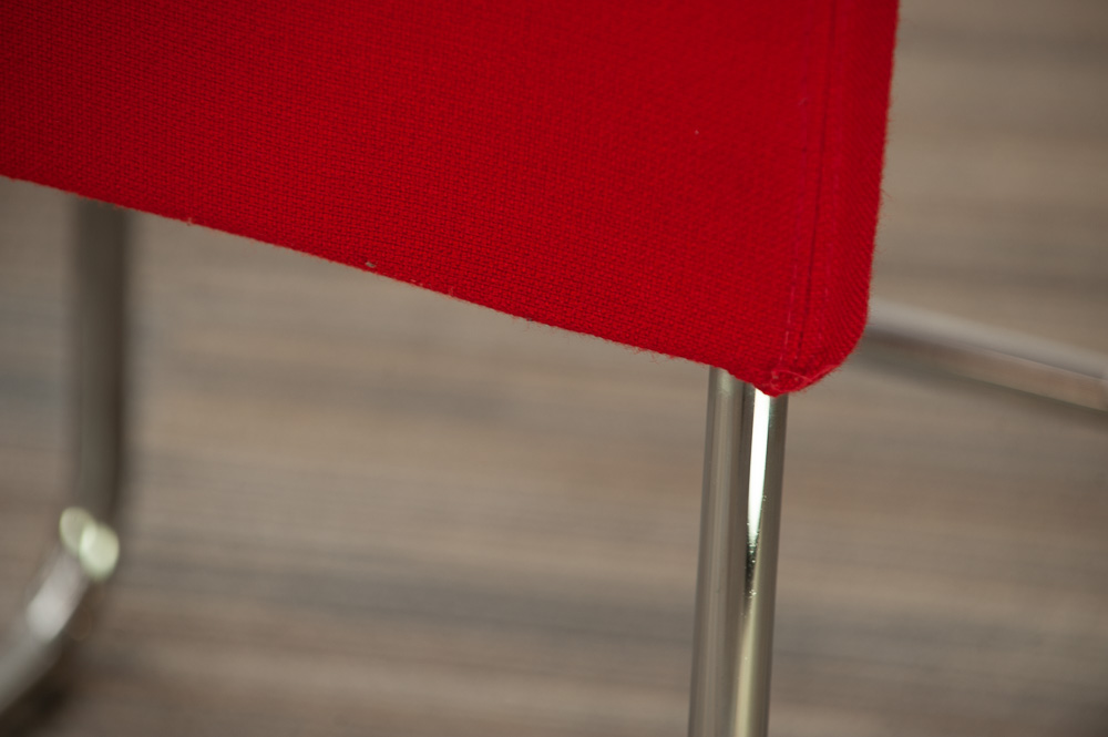 MATERIA Plint Tabouret - tissu rouge / chrome piètement traîneau – Image 20