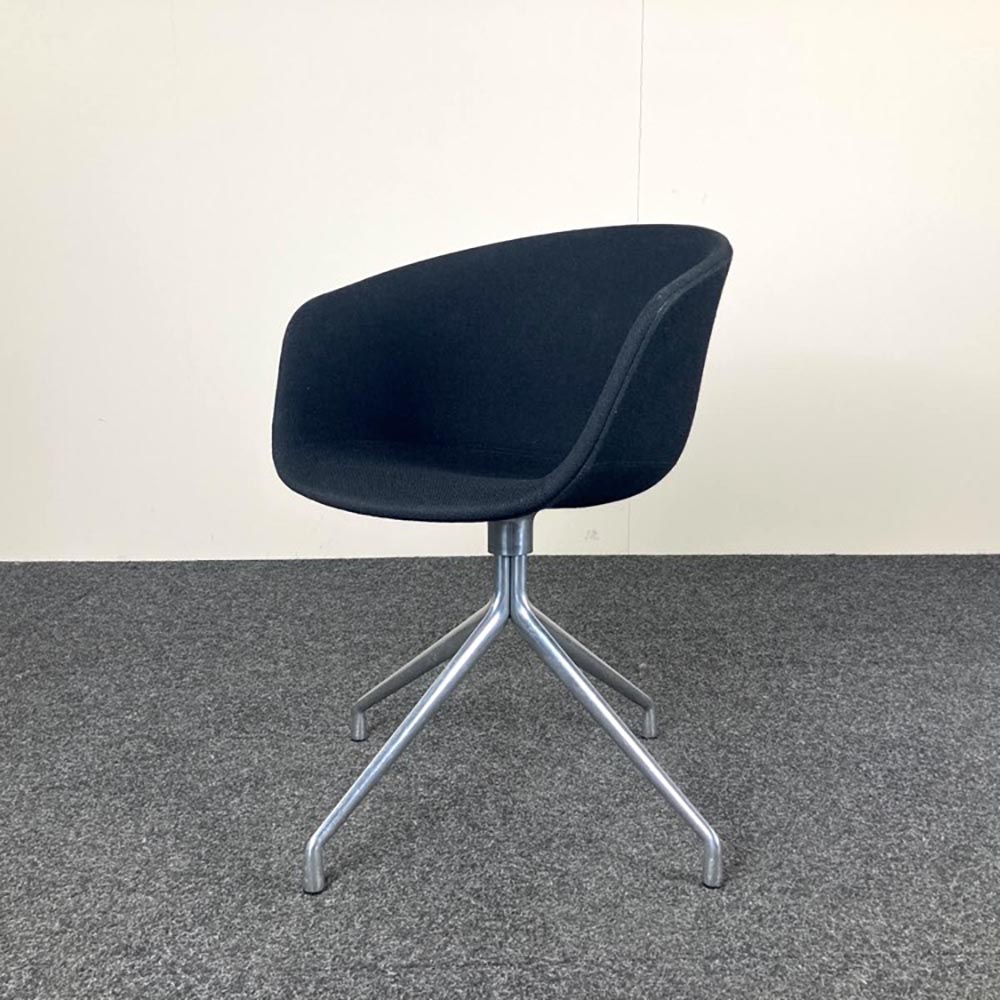 HAY About a Chair AAC21 Ontvangststoel design Hee Welling - zwarte stof / chrome vierpoot - Afbeelding 2