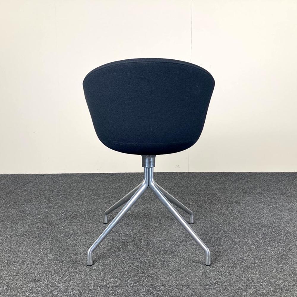 HAY About a Chair AAC21 Ontvangststoel design Hee Welling - zwarte stof / chrome vierpoot - Afbeelding 5