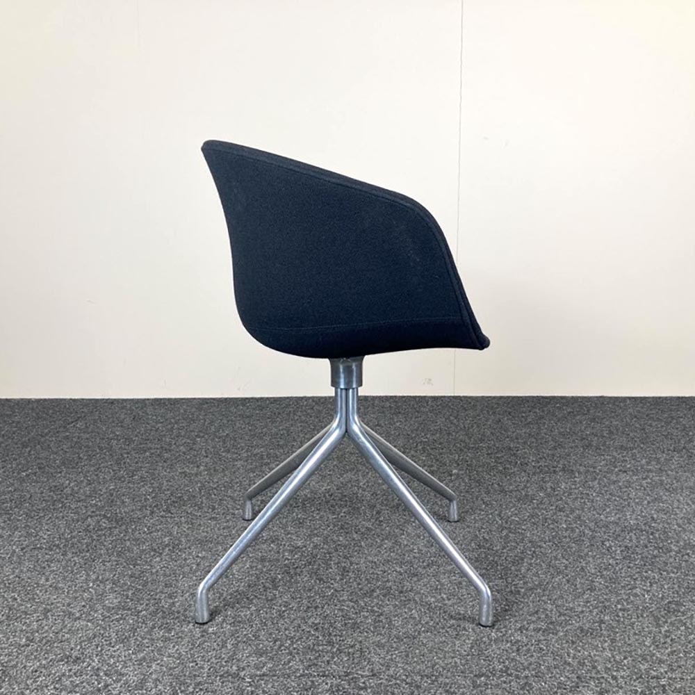 HAY About a Chair AAC21 Ontvangststoel design Hee Welling - zwarte stof / chrome vierpoot - Afbeelding 7