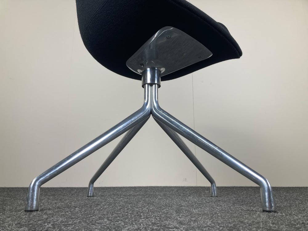 HAY About a Chair AAC21 Ontvangststoel design Hee Welling - zwarte stof / chrome vierpoot - Afbeelding 12