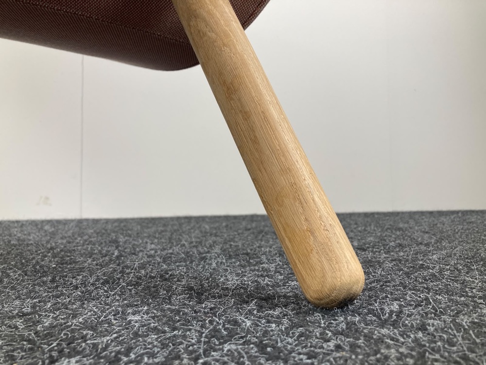 HAY About A Lounge Chair AAL 82 Lounge Chair design Hee Welling - zalmroze stof / eik houten vierpoot - Afbeelding 16