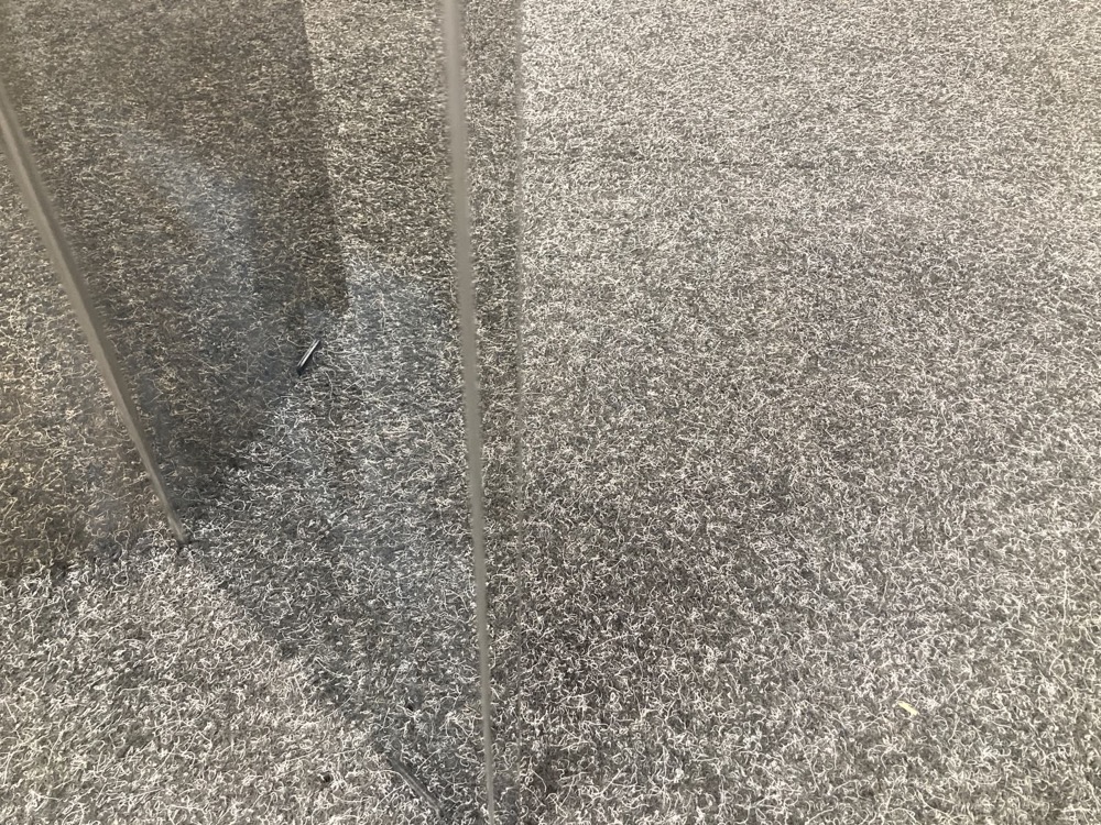 HAY Slit Table Table d’appoint Rond B45xD45xH35.5 - miroir / verre piètement mural – Image 9