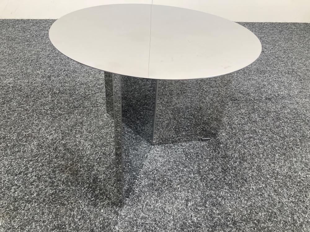 HAY Slit Table Table d’appoint Rond B45xD45xH35.5 - miroir / verre piètement mural – Image 13