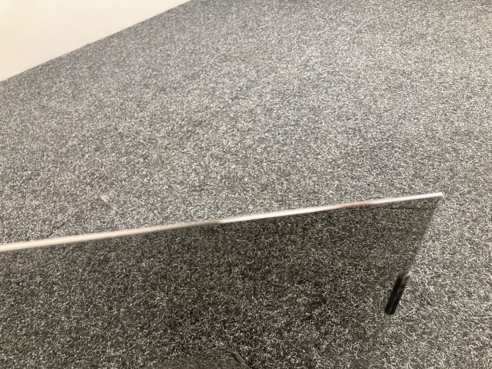 HAY Slit Table Table d’appoint Rond B45xD45xH35.5 - miroir / verre piètement mural – Image 16