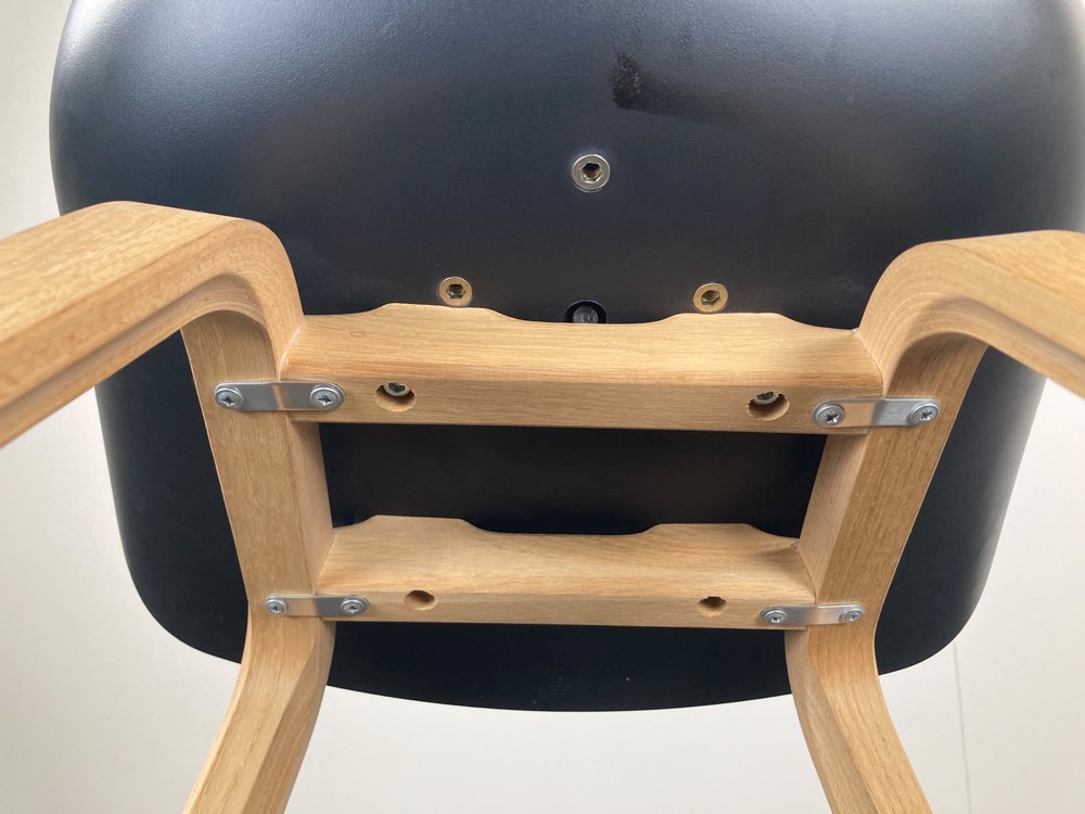 HAY About a Stool AAS32 Tabouret de bar design Hee Welling - plastique noir / bois de chêne quatre pieds – Image 15