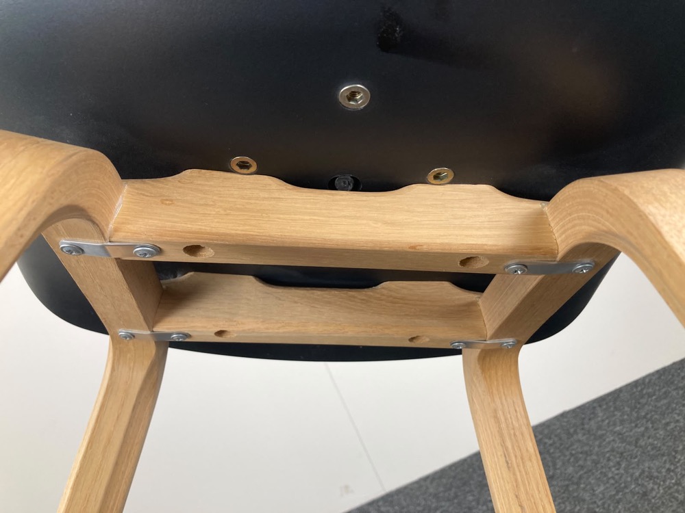 HAY About a Stool AAS32 Tabouret de bar design Hee Welling - plastique noir / bois de chêne quatre pieds – Image 18