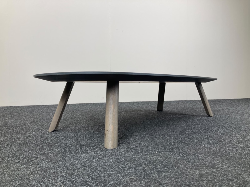 ARCO Table basse design Jonas Trampedach - oak moss / oak moss quatre pieds – Image 3