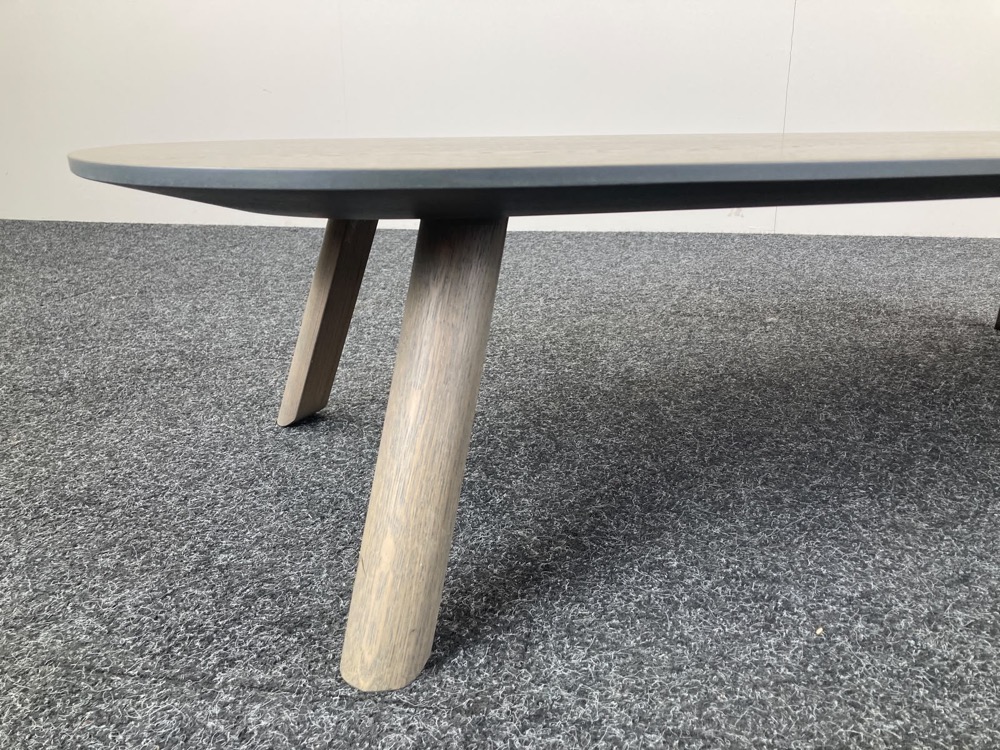 ARCO Table basse design Jonas Trampedach - oak moss / oak moss quatre pieds – Image 4